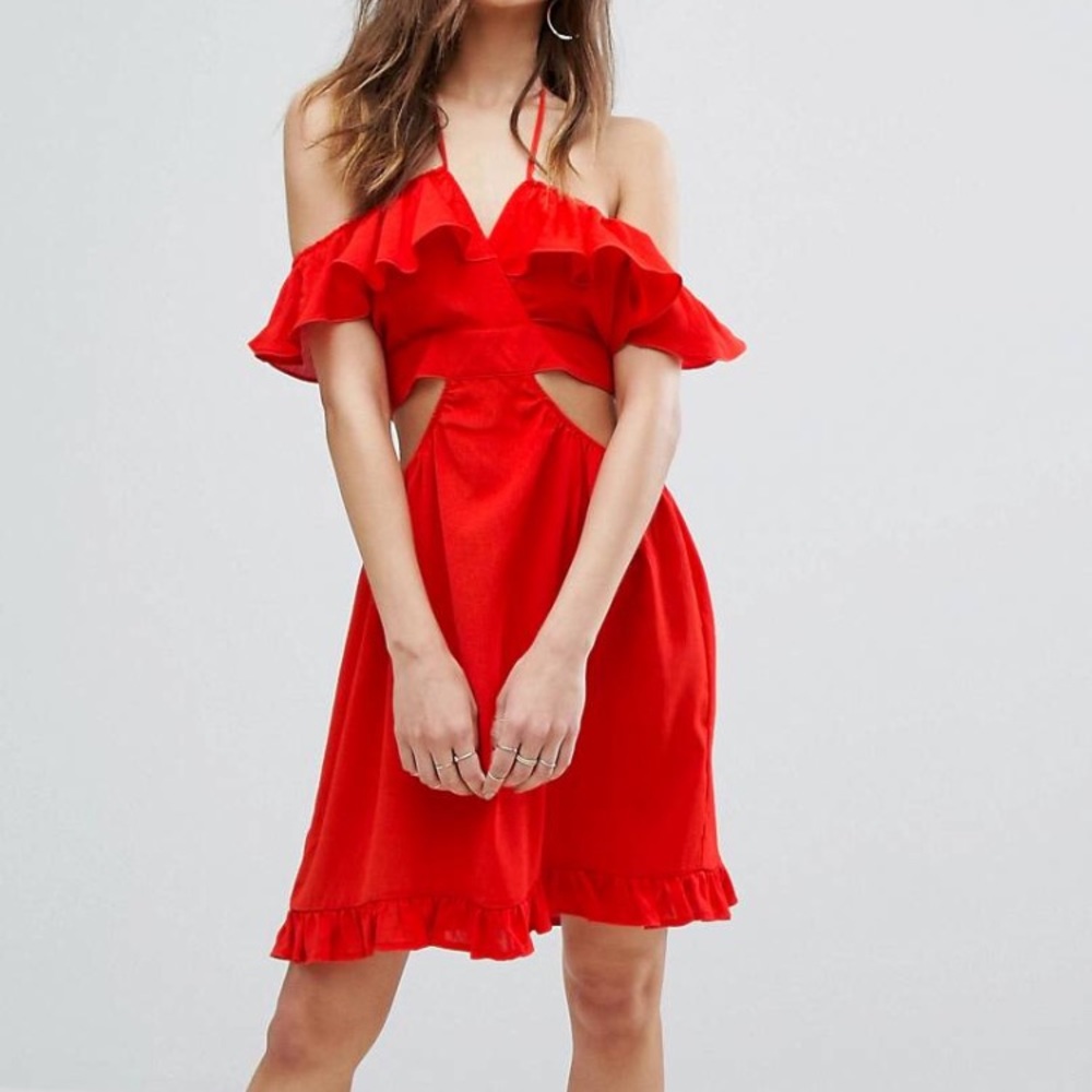 RED -ASOS -NEVER WORN -SUMMER CUT OUT DRESS